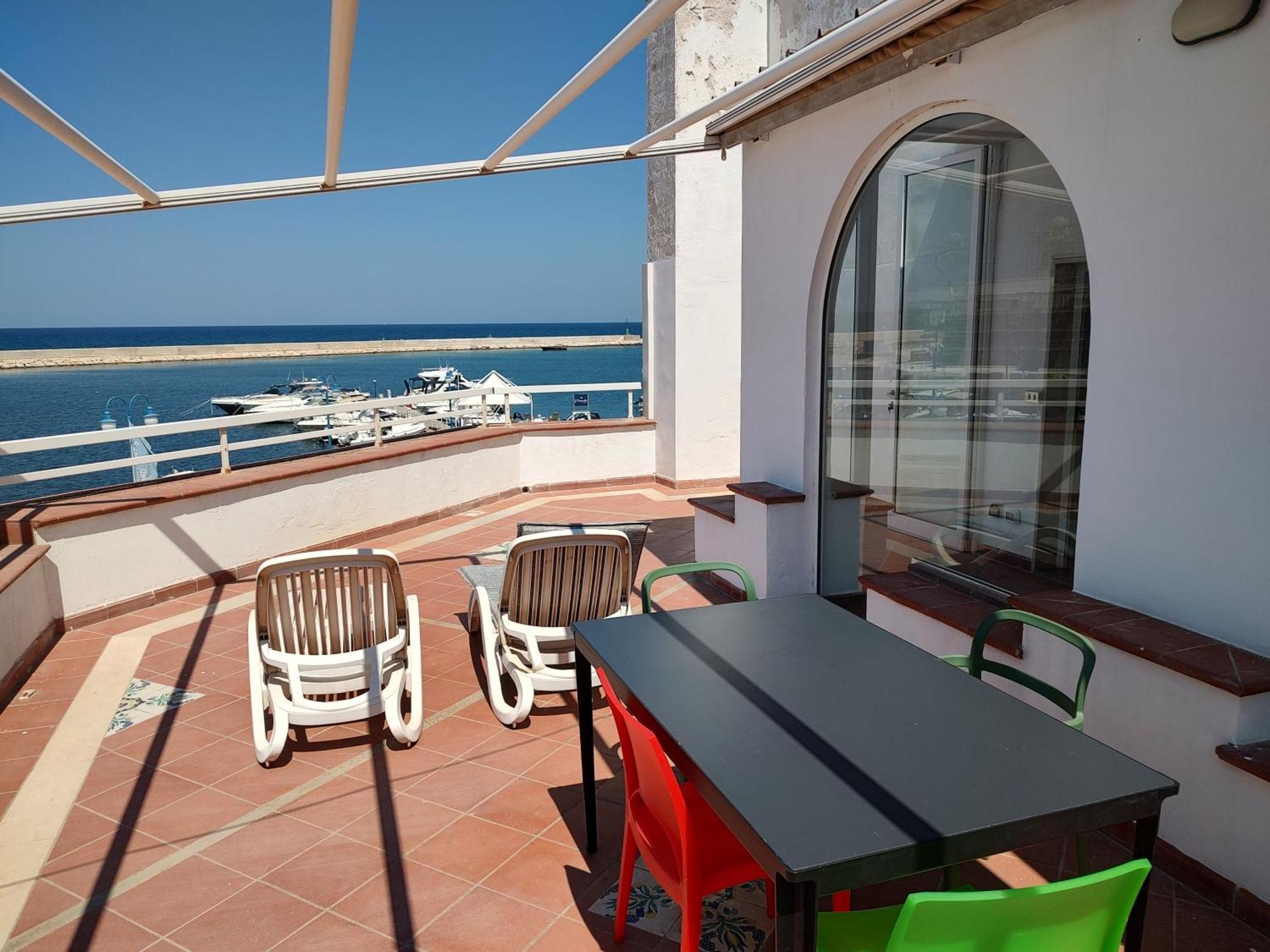 Fronte Del Mare - Seafront Terrace Villa Villanova di Ostuni Kültér fotó